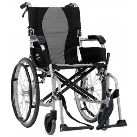 WÓZEK INWALIDZKI PODRÓŻNY O WADZE 10 KG KARMA ERGOLITE KM-2512